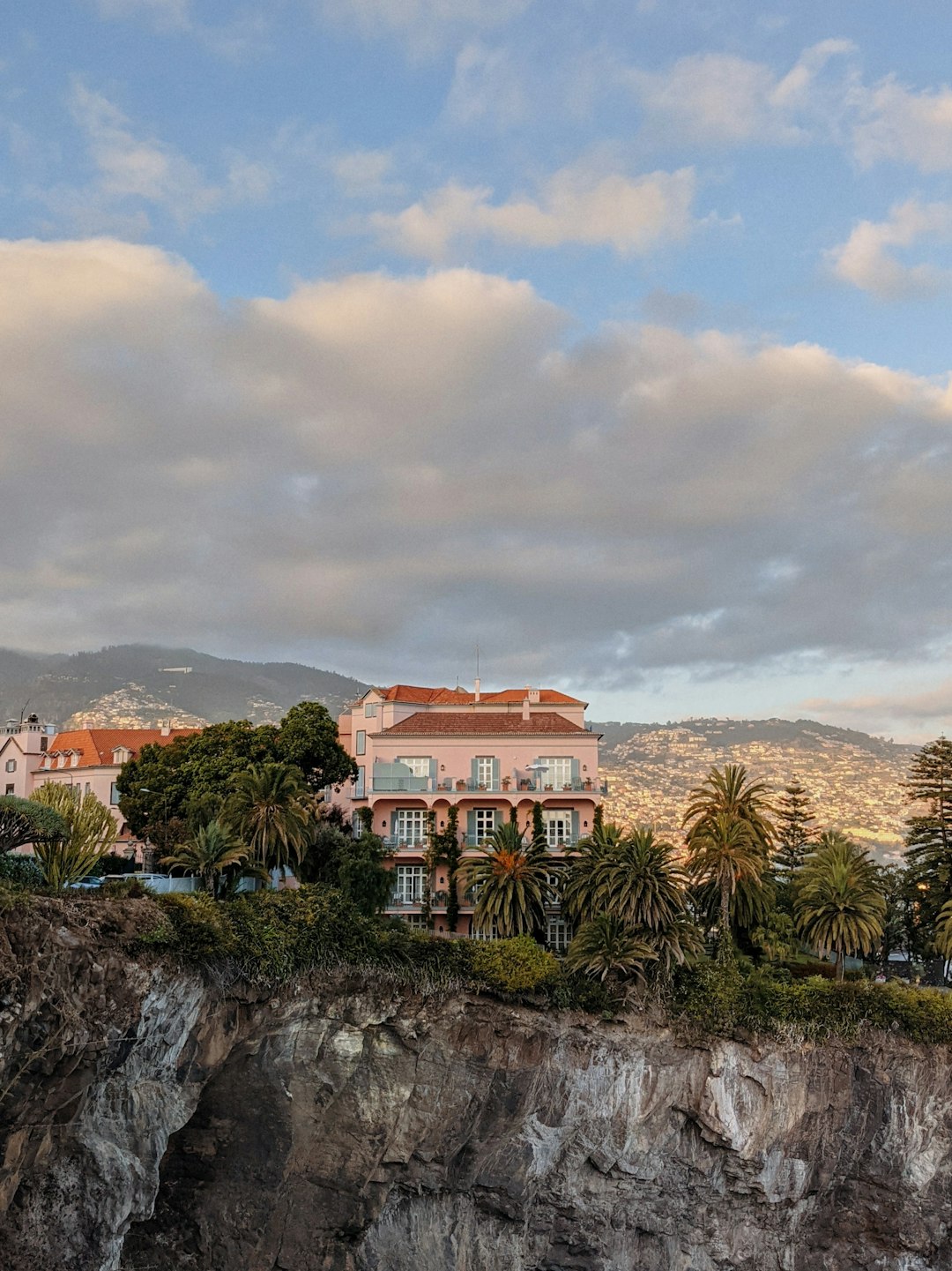 Volcanic View Suite